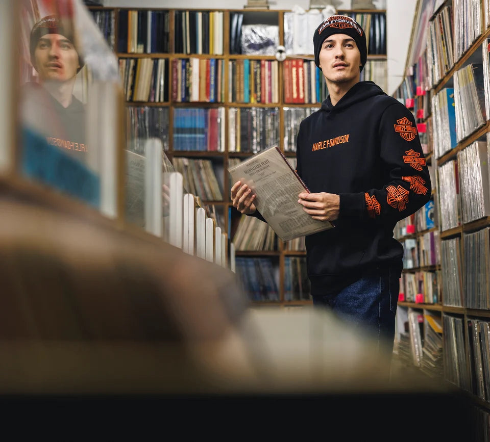 FELPA PULLOVER ESSENTIAL BAR & SHIELD DA UOMO - HARLEY BLACK